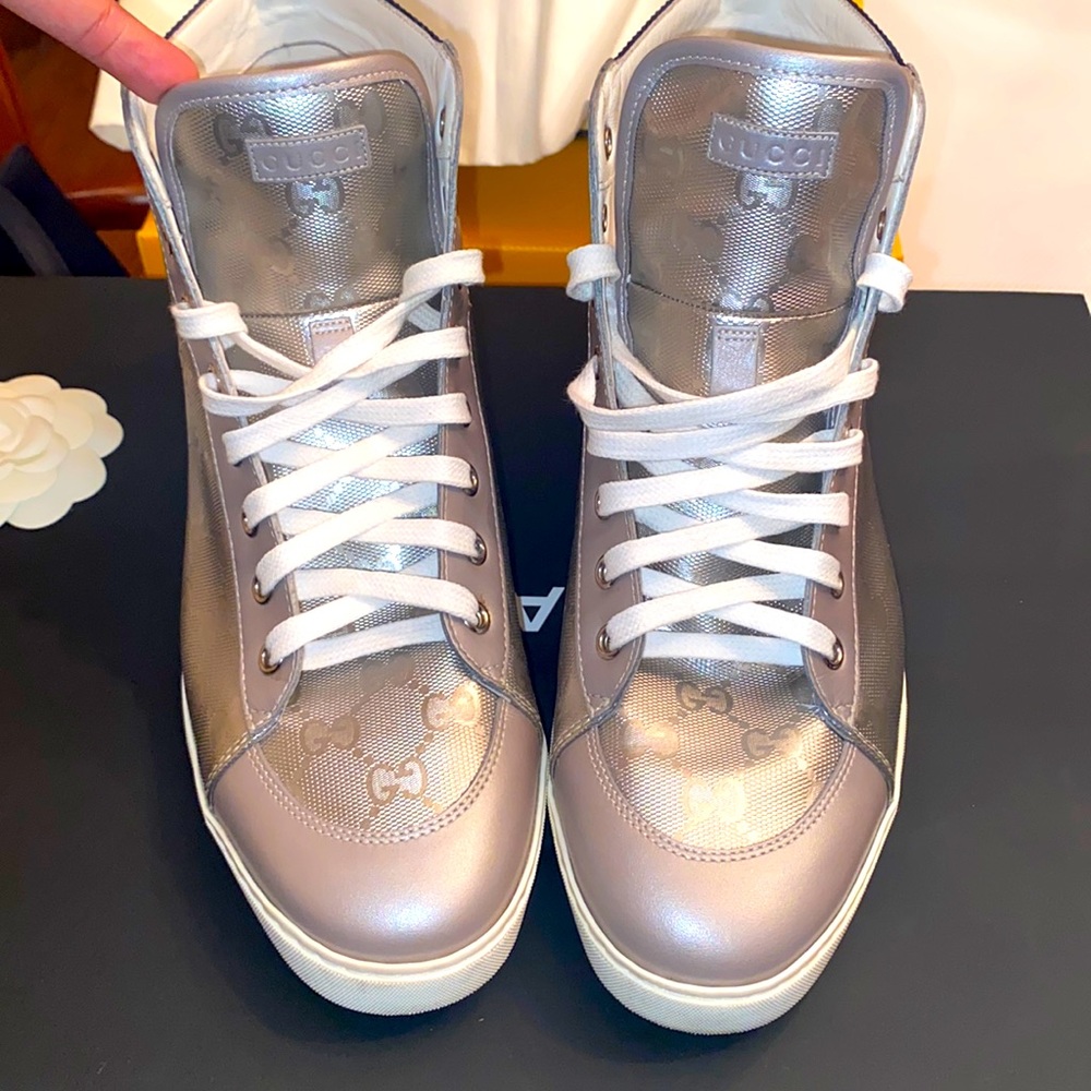 Authentic Women’s Gucci Sneakers